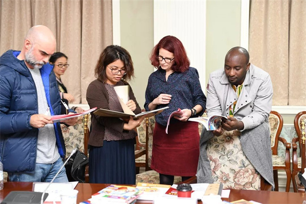 上海正規(guī)的證件翻譯公司（為什么證件翻譯要找正規(guī)的翻譯公司）